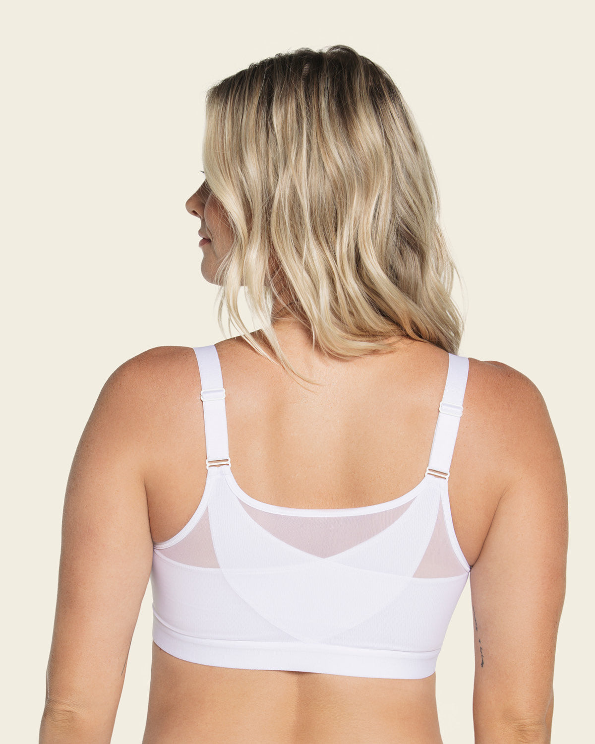 Sujetador facilitador de postura con copas en espuma multibenefit#color_000-blanco