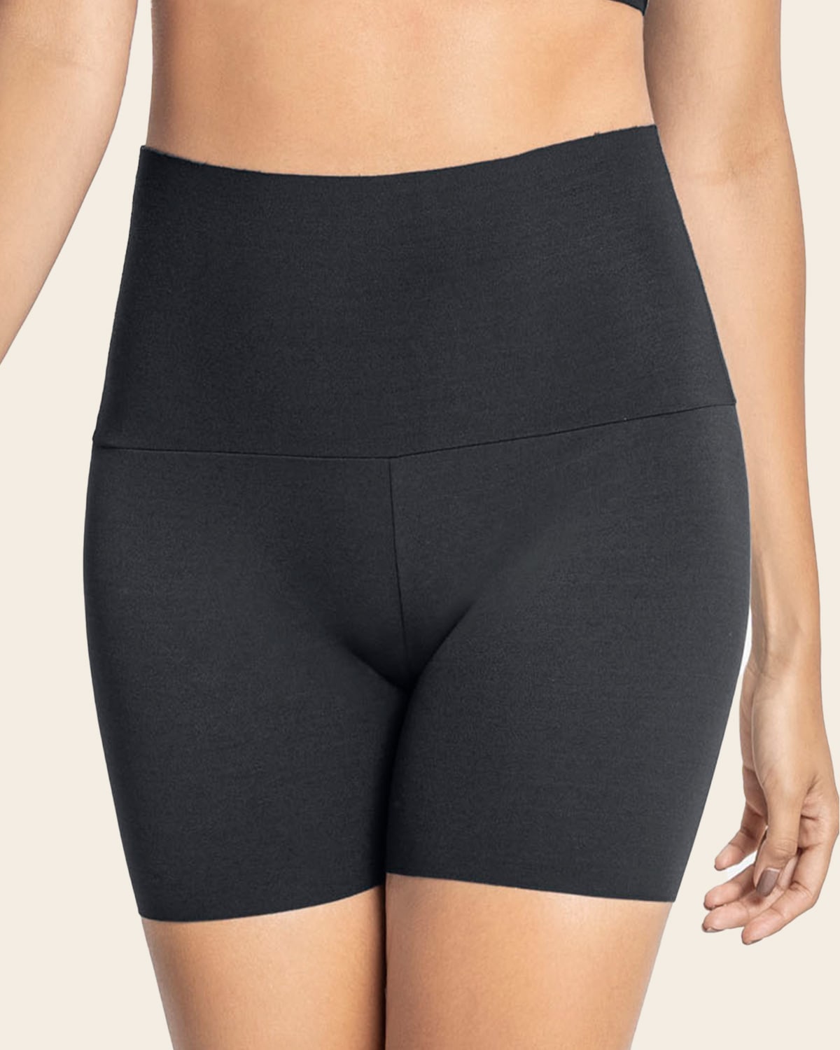 Short de control moderado aspecto invisible con fajón antideslizante#color_700-negro