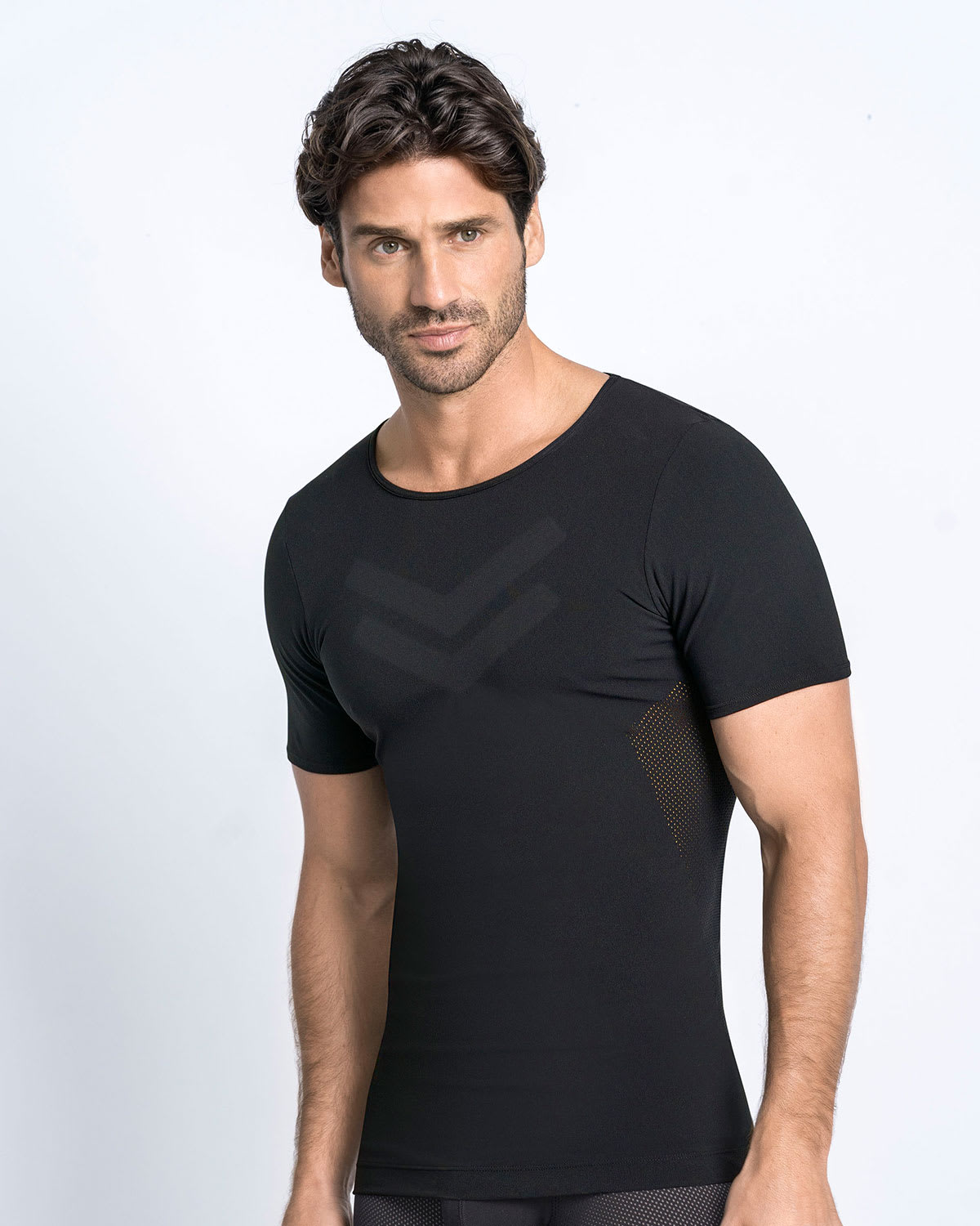 Camiseta de compresión suave en microfibra y tecnología skinfuse sin costuras#color_700-negro