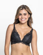 Bralette con copas en espuma cubierto en encaje#color_700-negro