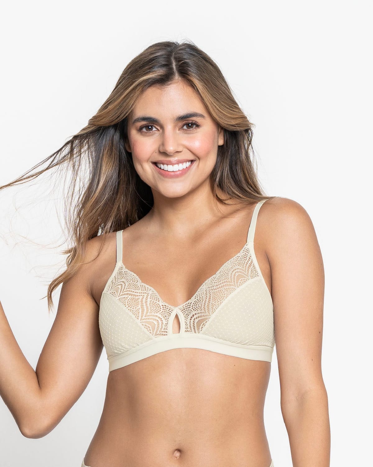 Bralette triangular en encaje y tul con detalle de ojal en escote#color_253-marfil