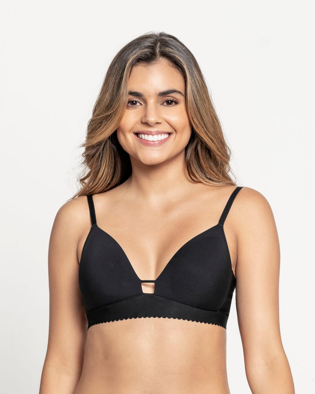 Sujetador de escote profundo con relleno suave sin aro perfect comfort bra#color_700-negro