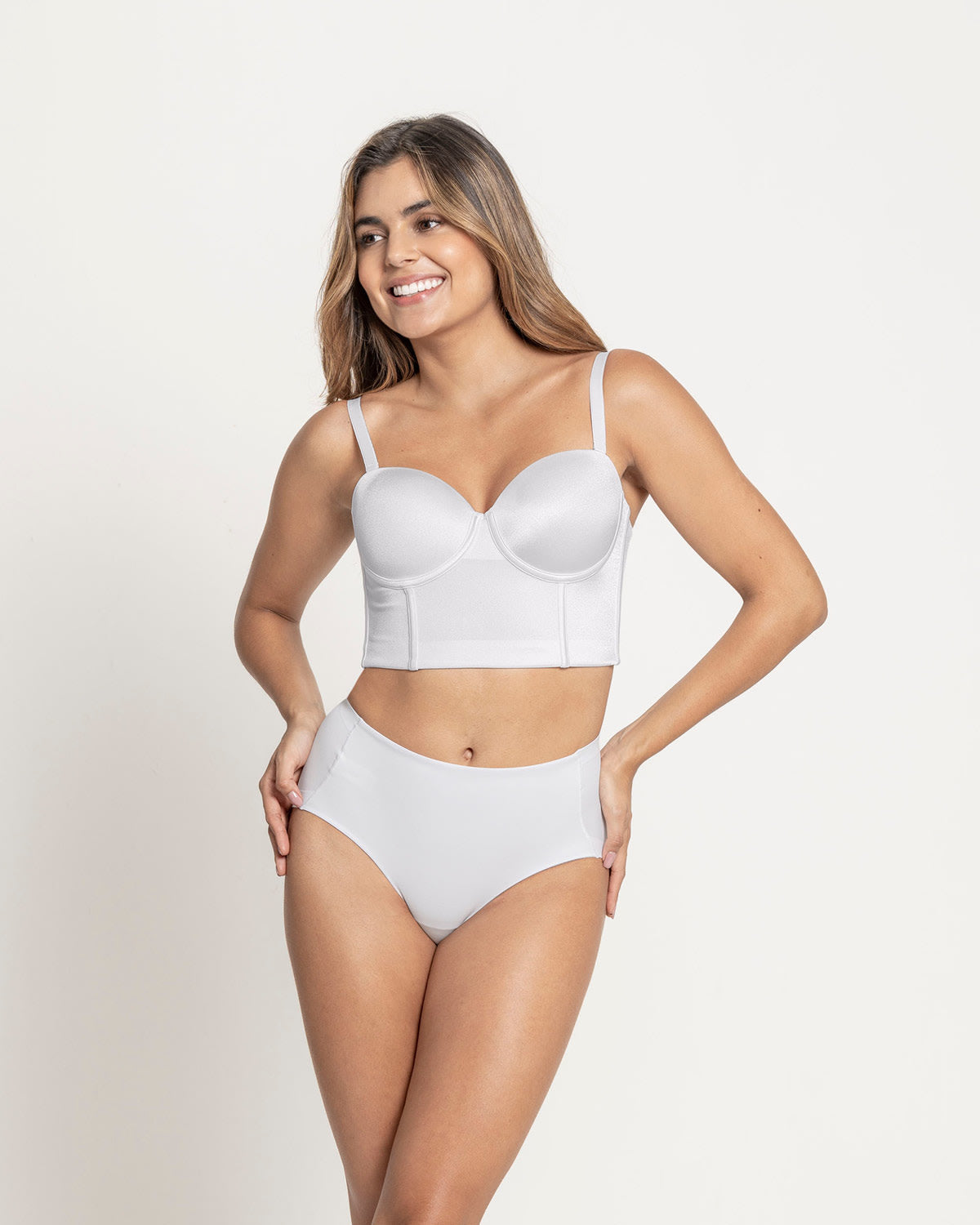 Sujetador tipo bustier ideal sin tirantes#color_000-blanco