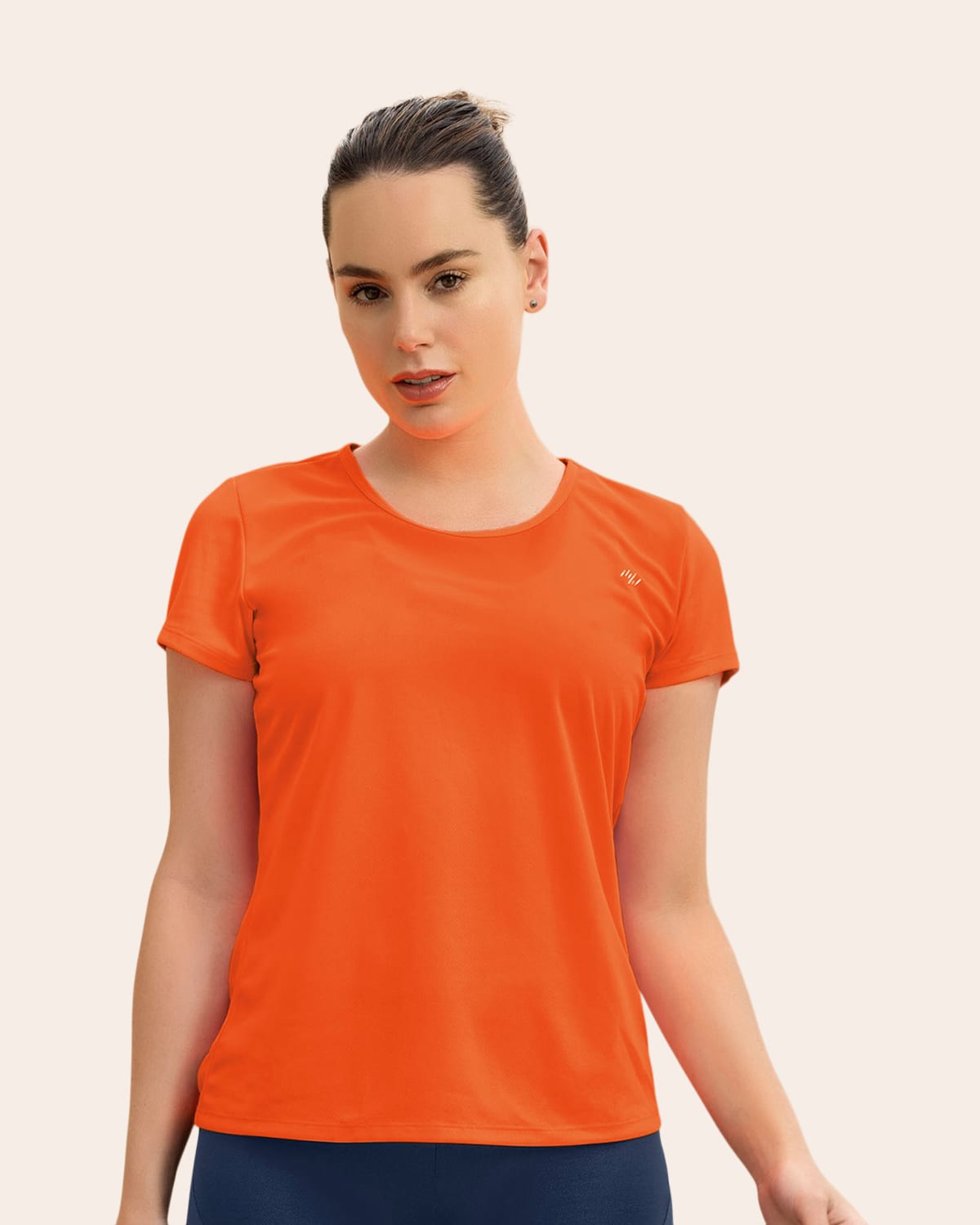 Camiseta deportiva de secado rápido y silueta semiajustada#color_260-naranja