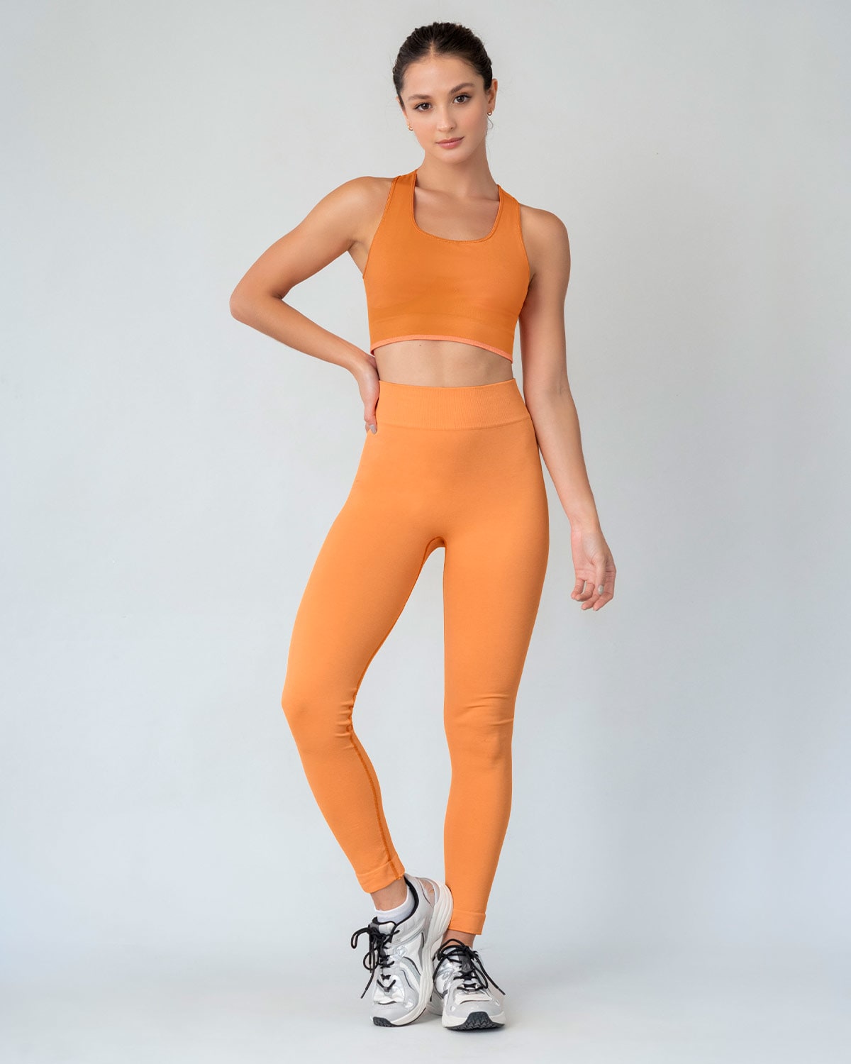 Top sin costuras doble cara con soporte alto de pecho#color_203-naranja